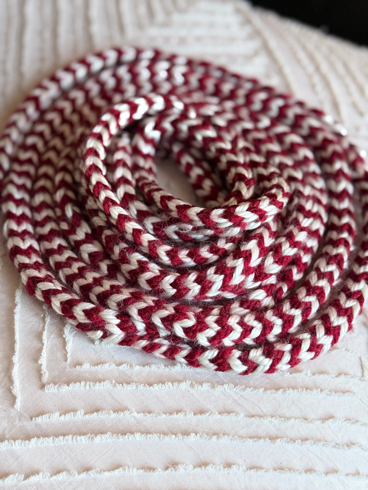 Handmade Chunky Crochet Christmas Garland – Burgundy &amp; Cream